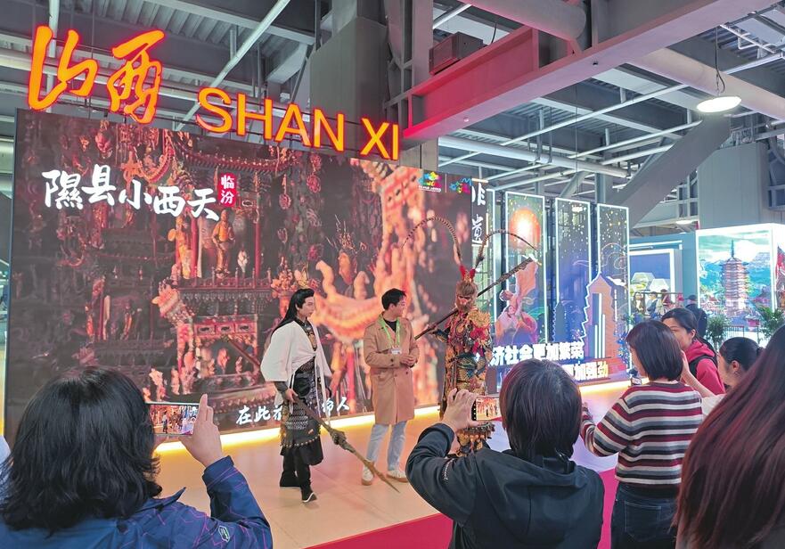 优抚对象领到优待证 可享受多项社会优待服务 